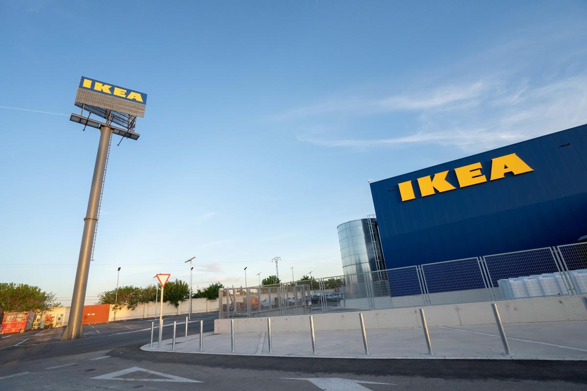 IKEA cambia el horario de sus tiendas.