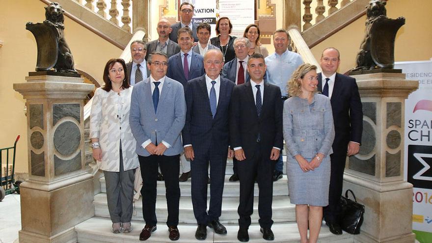 Foto de familia previa a la presentación del congreso Eban 2017.