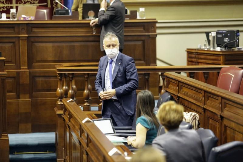 Pleno del Parlamento de Canarias  preside Gustavo Matos , presidente del gobierno , Victor Torres   | 19/05/2020 | Fotógrafo: Delia Padrón