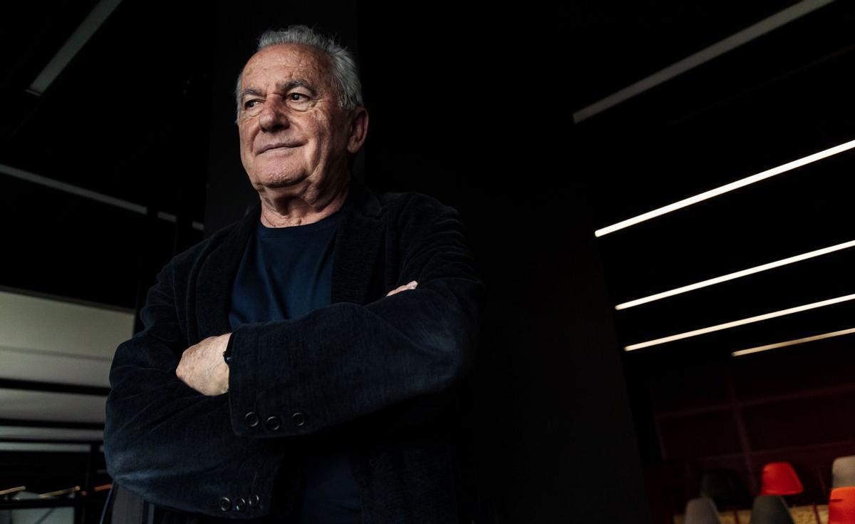 Víctor Manuel, durante la promoción de su disco "Solo a solas conmigo".