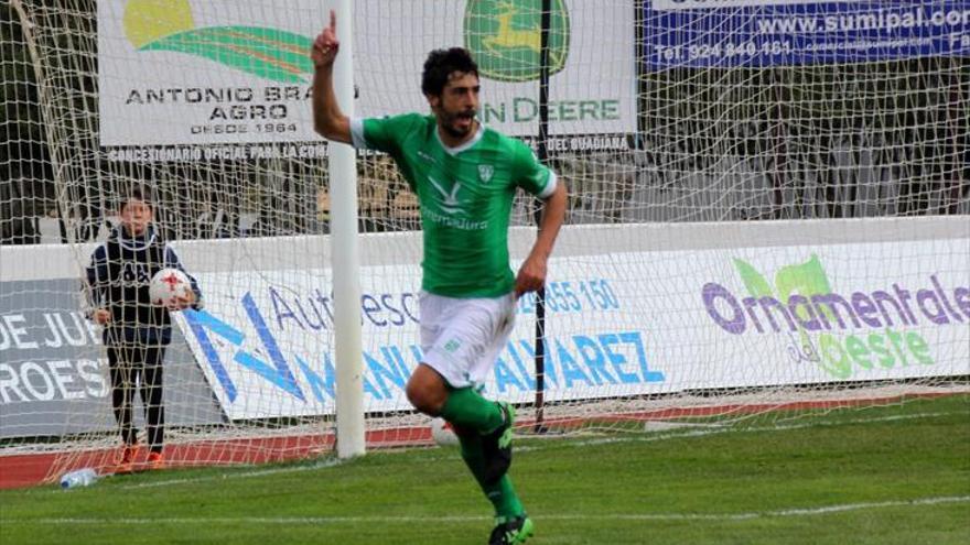 El centrocampista Curro, segundo fichaje ‘de lujo’ para el nuevo Mérida