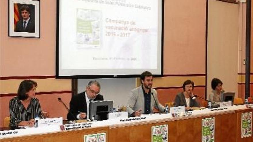 Puri Robles, Joan Guix, Toni Comín, Carmen Cabezas i Marta Palou, ahir en roda de premsa a Barcelona.