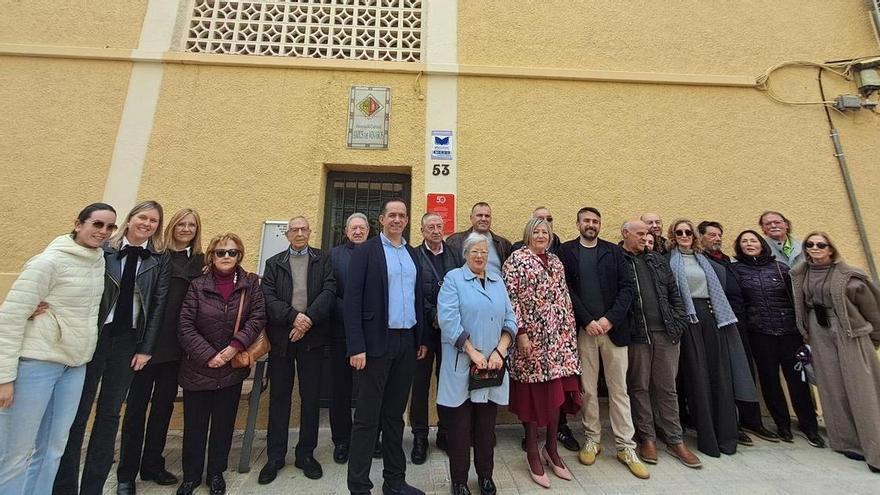 La asociación Amics de Vinaròs celebra su 50º aniversario con un homenaje en su sede