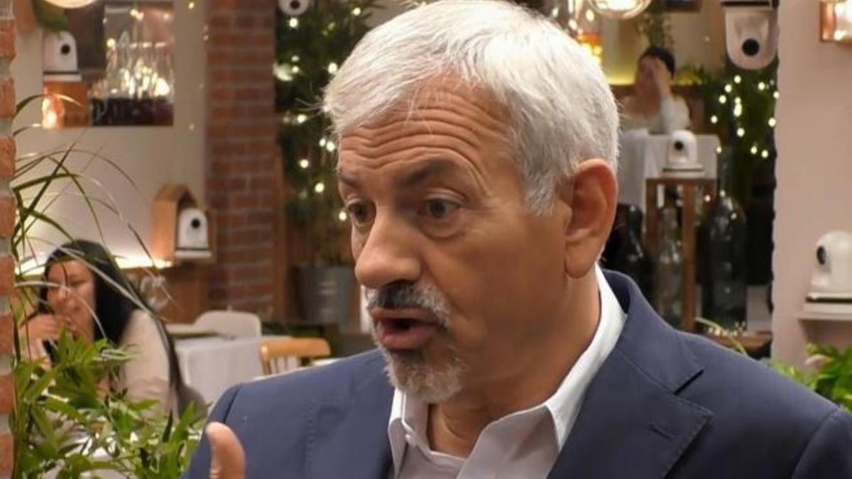 Nueva polémica en First Dates: Carlos Sobera se enfrenta a un soltero