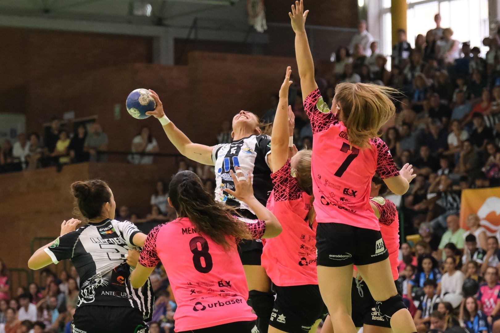 Segundo partido del play off final de la Liga Guerreras Iberdrola: Balonmano Costa del Sol - CBM Elche