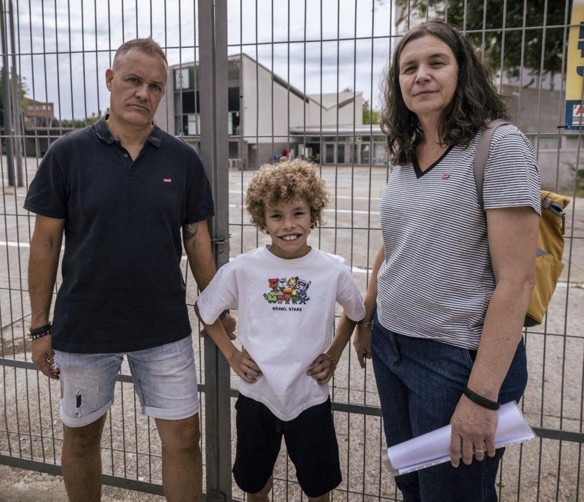 Sense plaça a l’institut per un certificat que va arribar tard