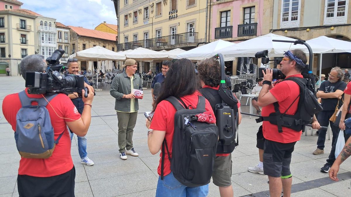 Así es el programa de televisión que graba un conocido influencer en Avilés