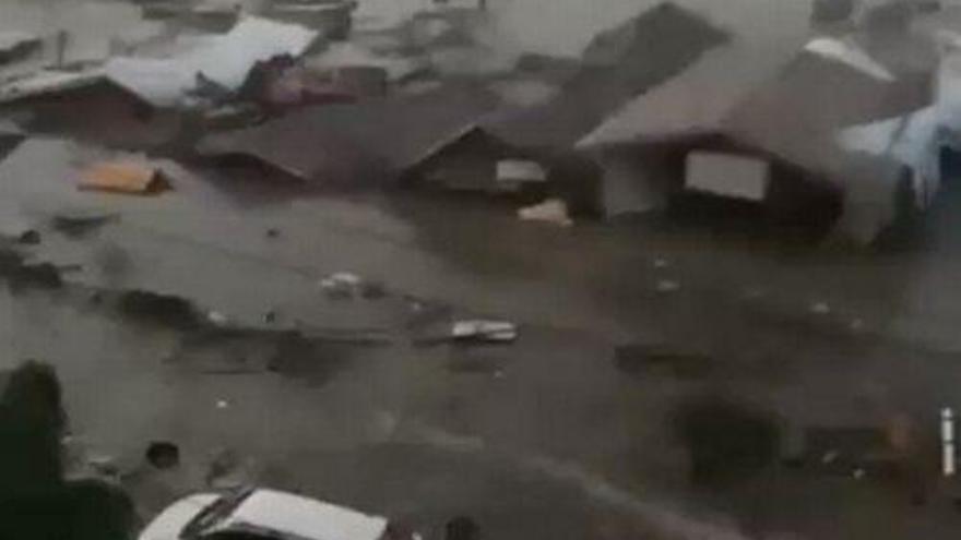 Así ha sido el tsunami provocado por el terremoto en Indonesia