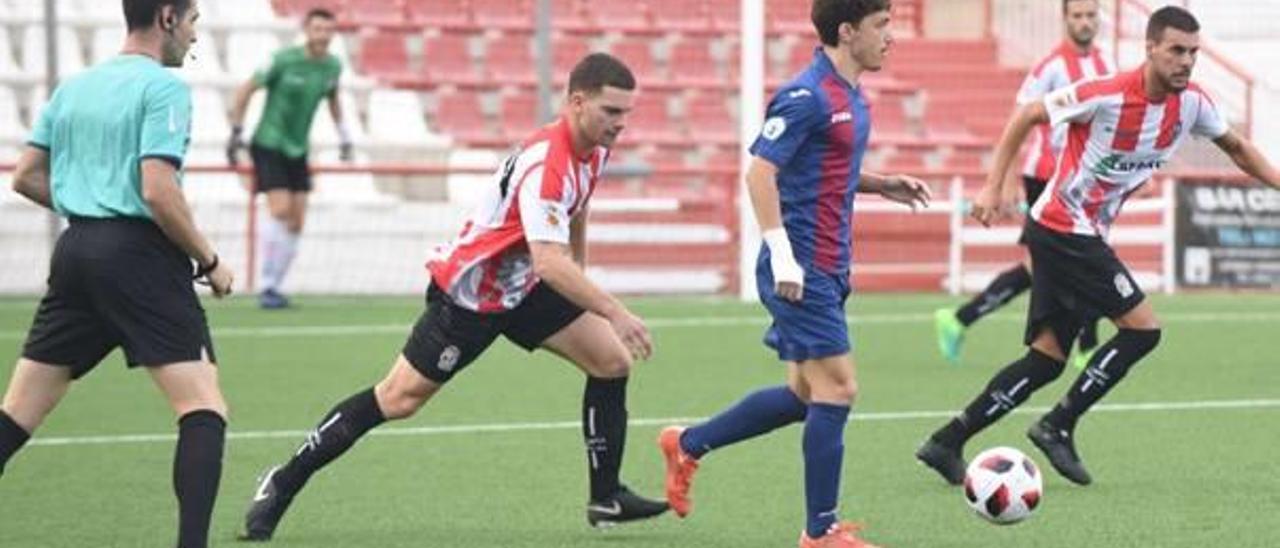 Quesada se verá obligado a convocar a un jugador juvenil ante las bajas de Castilla y Ramis.