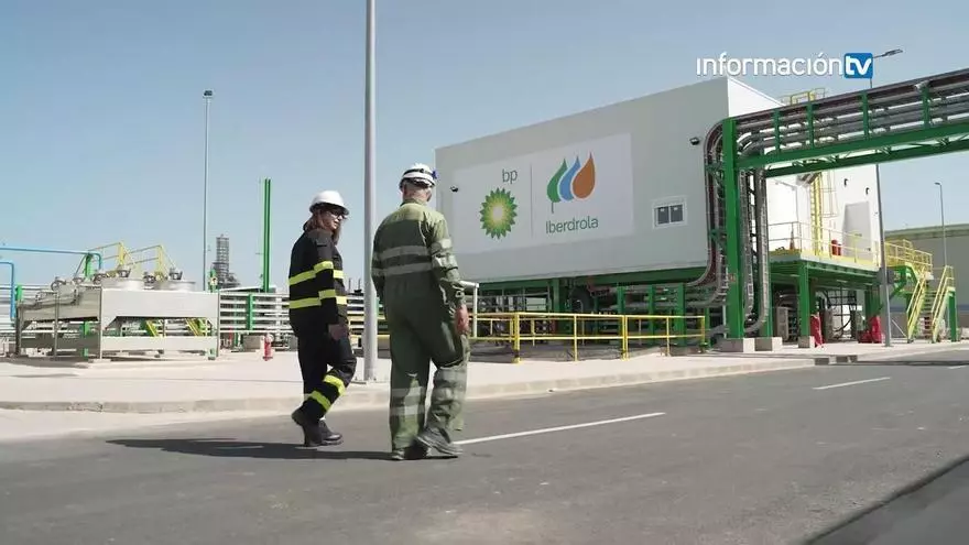 bp e Iberdrola planean ampliar su producción de hidrógeno verde en Castellón tras recibir hasta 211 millones de fondos europeos