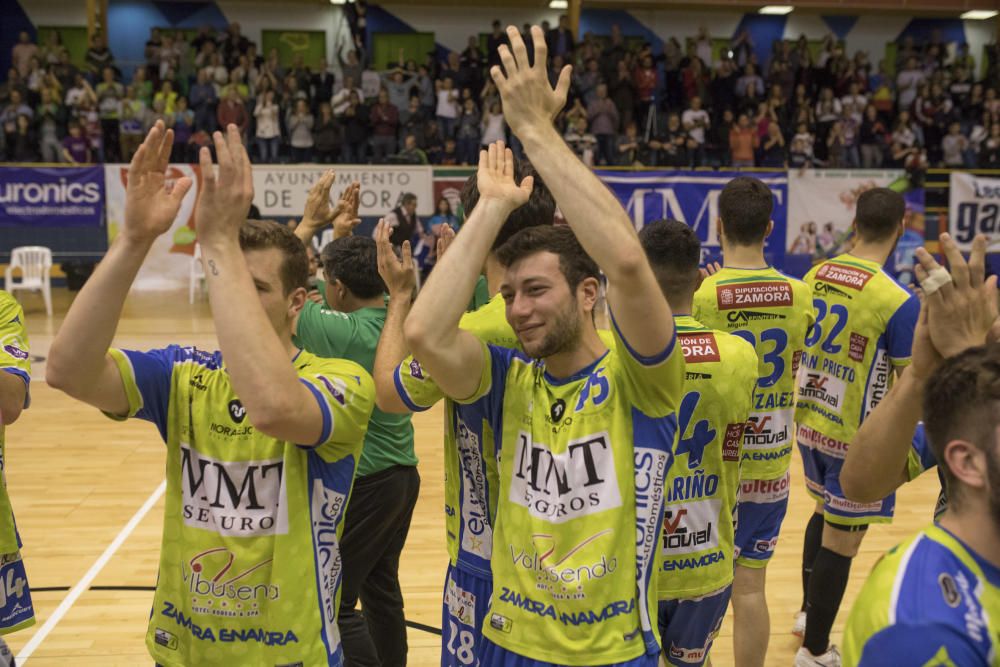 Balonmano Zamora-Amenabar Zarautz