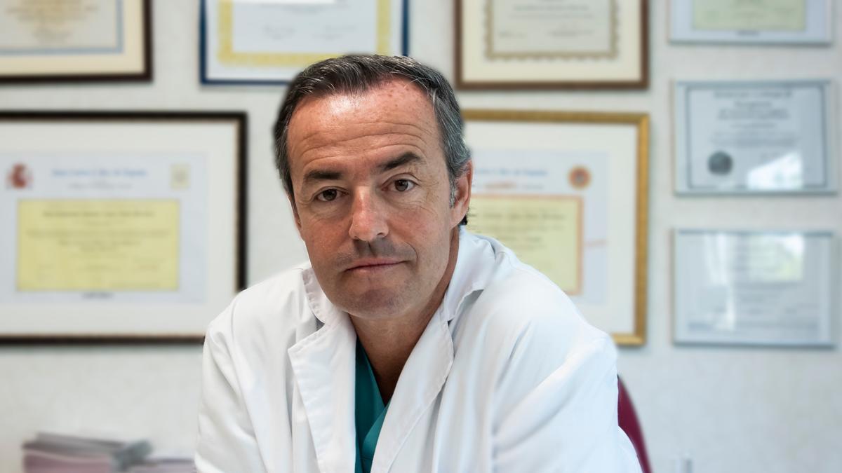 El doctor López-Nava, experto mundial en endoscopia bariátrica.