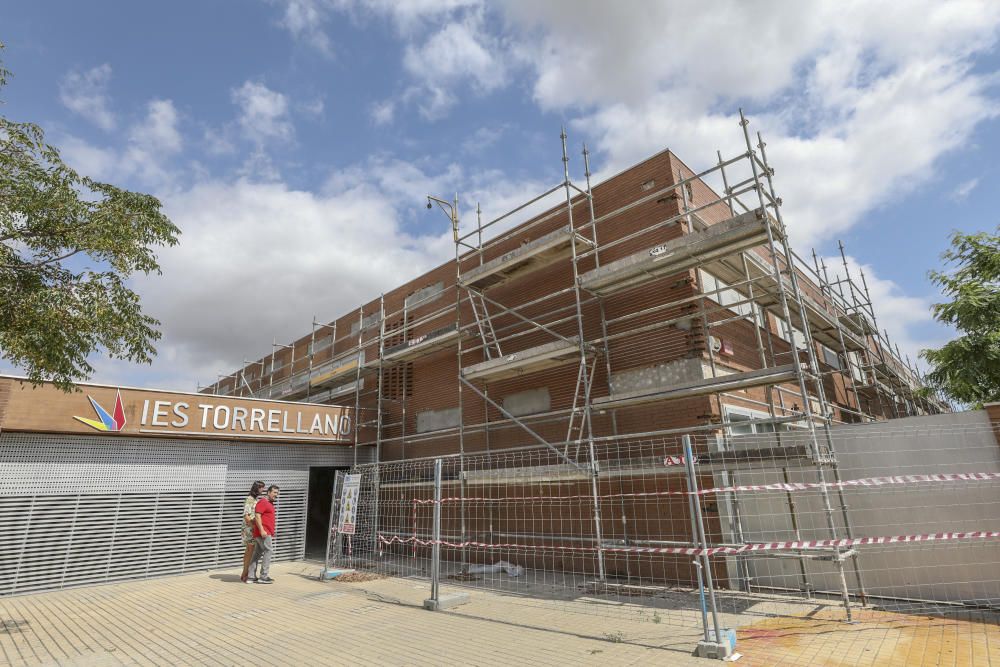 Obras en el Instituto de Torrellano