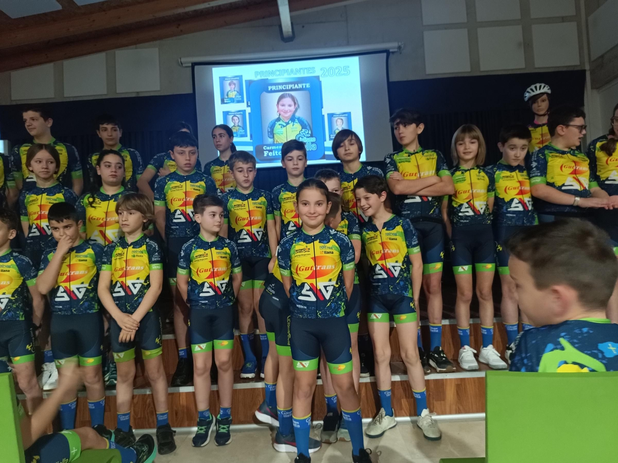 La Escuela de Ciclismo de Viella celebra su Gala Presentación de Temporada