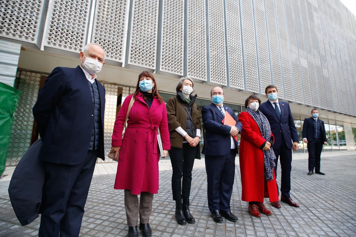 El ministro de Cultura visita la obra de la Biblioteca del Estado