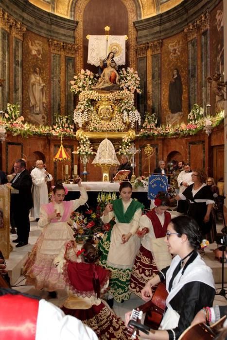 Ofrenda floral a la Virgen de la Caridad de Cartagena