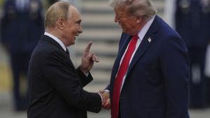 Putin tempta Trump amb negocis a l’Àrtic que impliquen Ucraïna