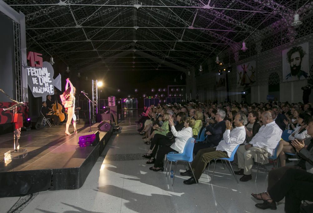 El XV Festival de Cine de Alicante será recordado principalmente por su carga simbólica y de reconocimiento al papel de la mujer.