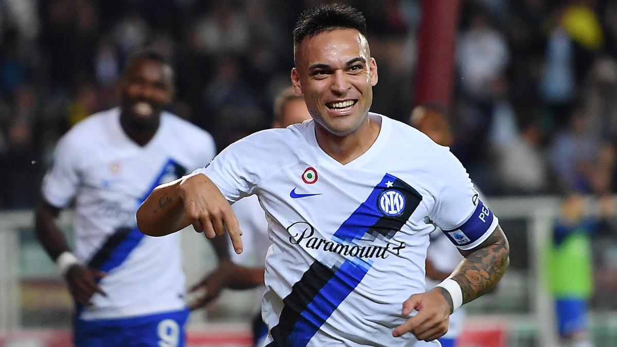 Lautaro celebra uno de los tantos ante el Torino