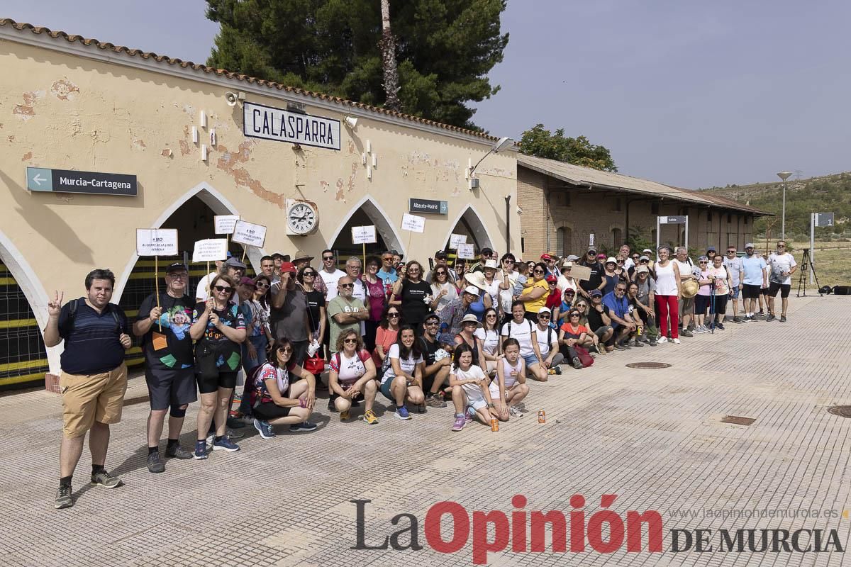 Así ha sido la marcha convocada por la Asociación Plaza Nueva en defensa de la Estación de tren de Calasparra