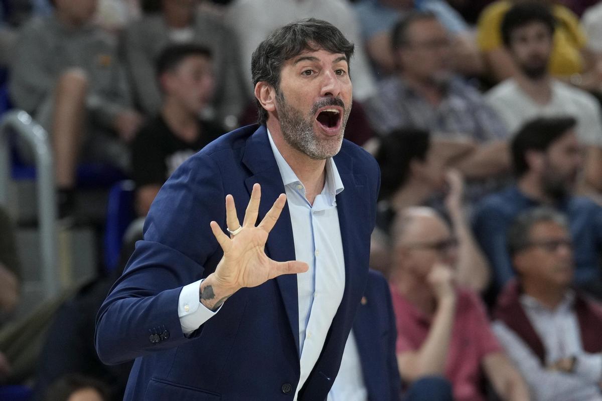 Álex Mumbrú, entrenador de Valencia Basket.