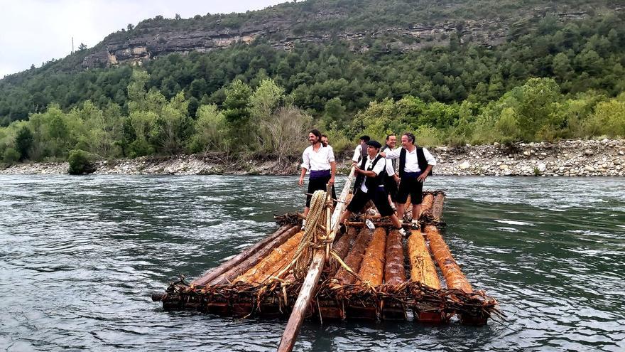 La Unesco declara el transporte fluvial de la madera como Patrimonio Inmaterial de la Humanidad, reivindicado por Aragón