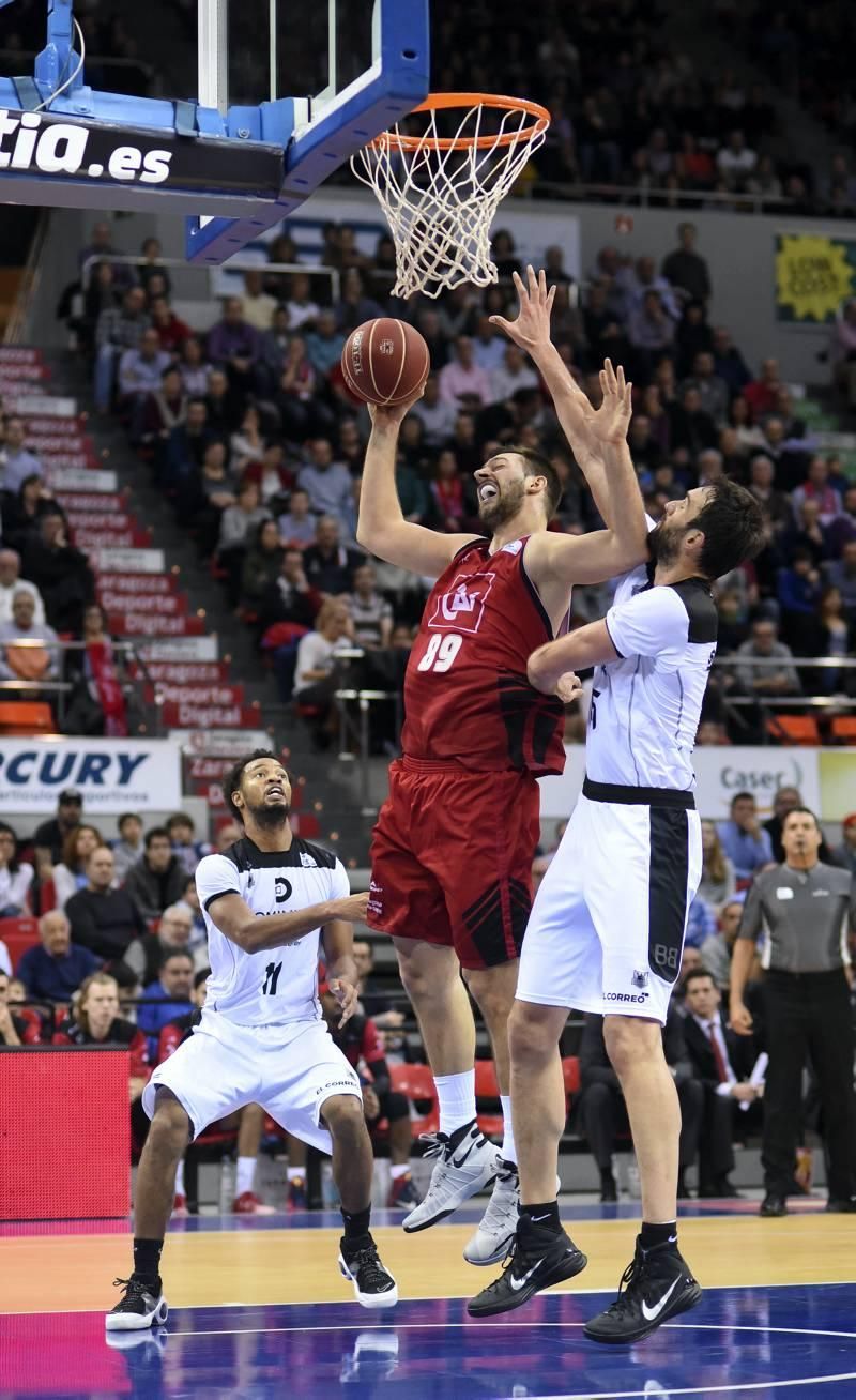 Las mejores imágenes del CAI Zaragoza - Bilbao Basket