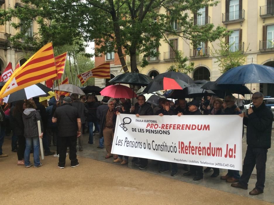 Manifestació pensionistes Girona