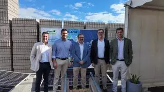 Arinaga fabrica 2.000 soportes solares al día y cubre en un mes años de importaciones