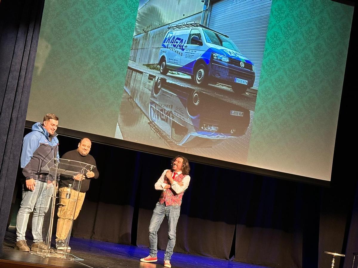 Entrega de premios do XI Certame de Fotografía Comercial da Asociación de Empresarios do Parque Empresarial Novo Milladoiro.