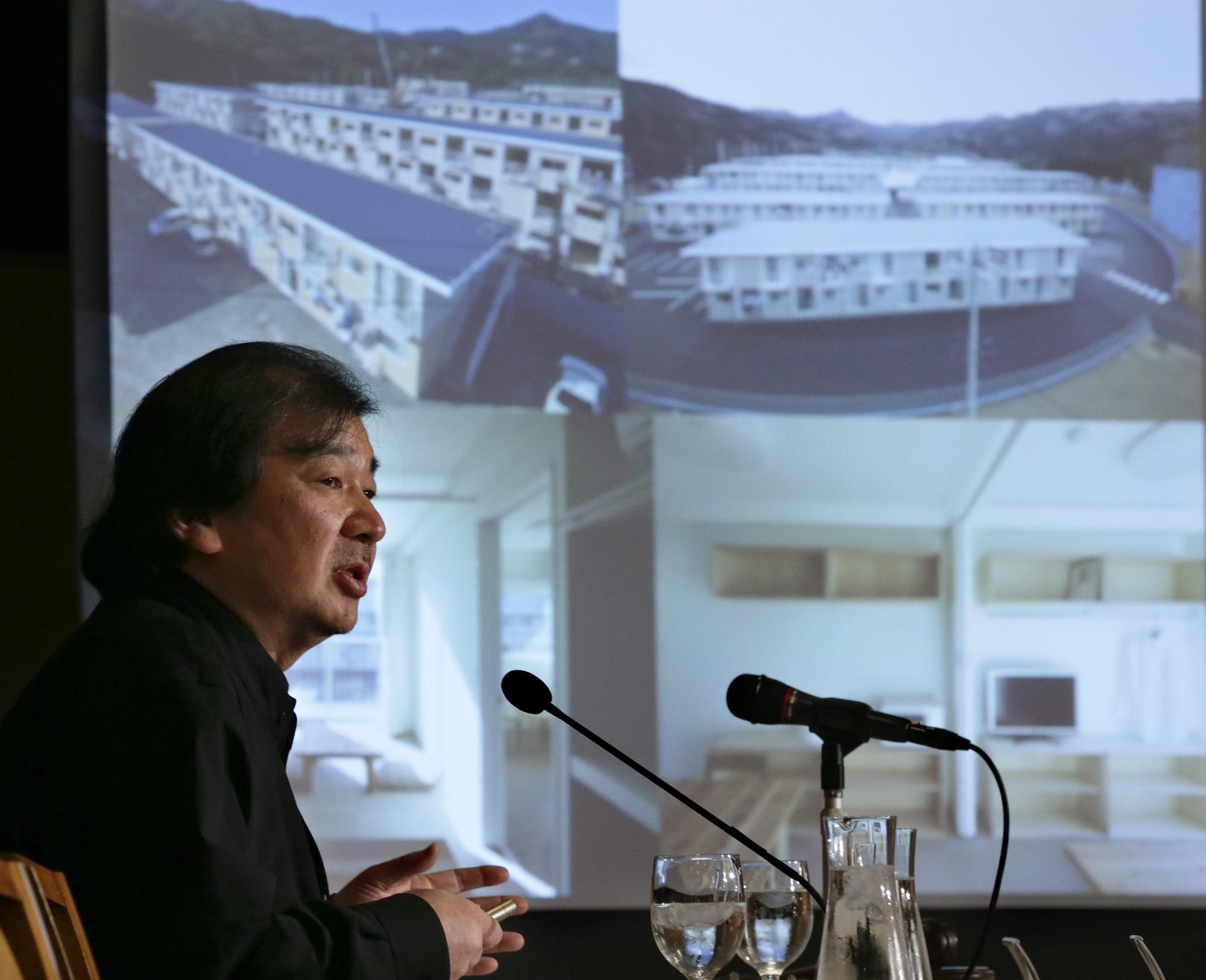 El arquitecto japonés Shigeru Ban.