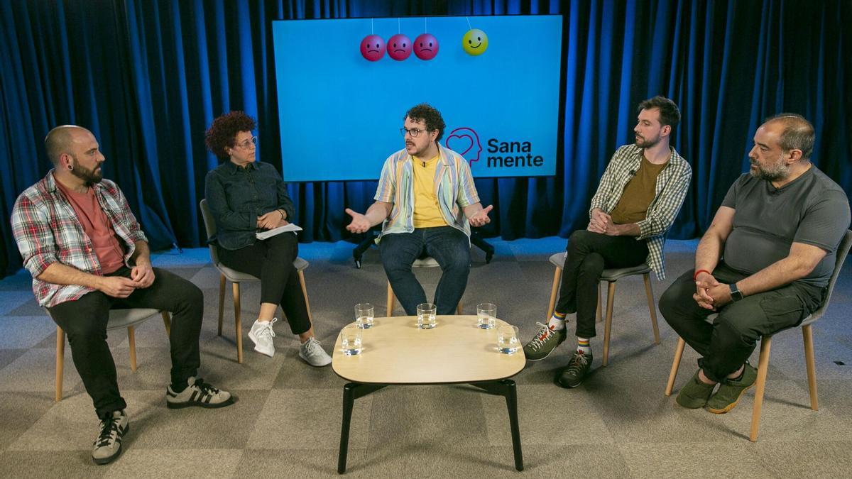 Debate sobre LGTBI y salud mental en EL PERIÓDICO