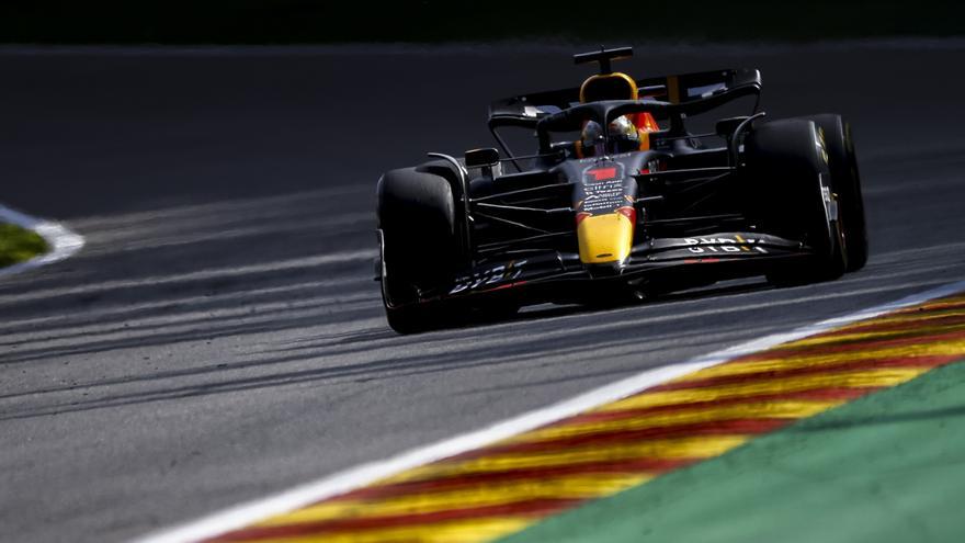 Verstappen se gusta y remonta para ganar en Spa; Sainz, tercero y Alonso, quinto