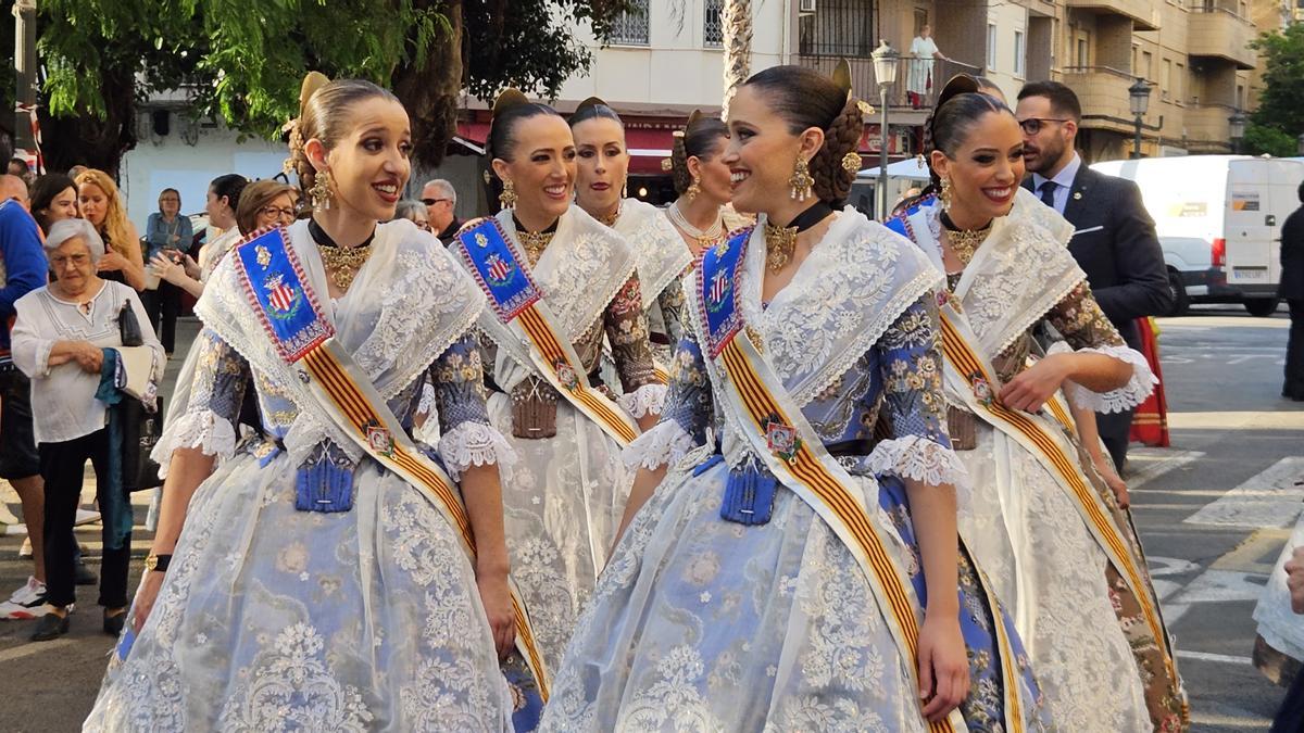 La indumentaria de las Falleras Mayores de València 2025 sale ya a