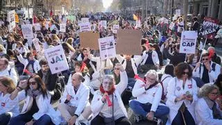 Nuevo día de protesta de los médicos en Barcelona