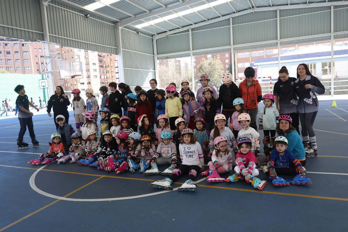 En imágenes: la última sesión de Patio Patín coordinada por el club Avilés Patina, en el colegio del Quirinal