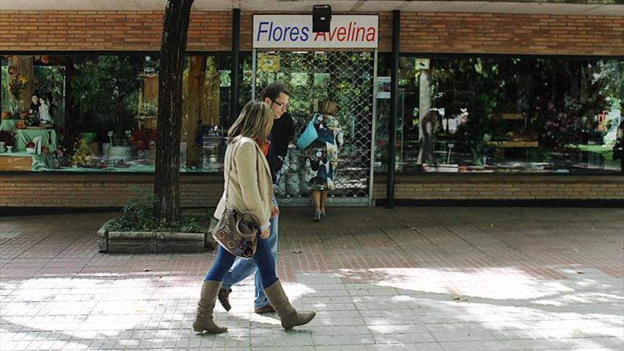 El Ayuntamiento de Cáceres clausurará el quiosco de flores Avelina sin licencia desde 2006