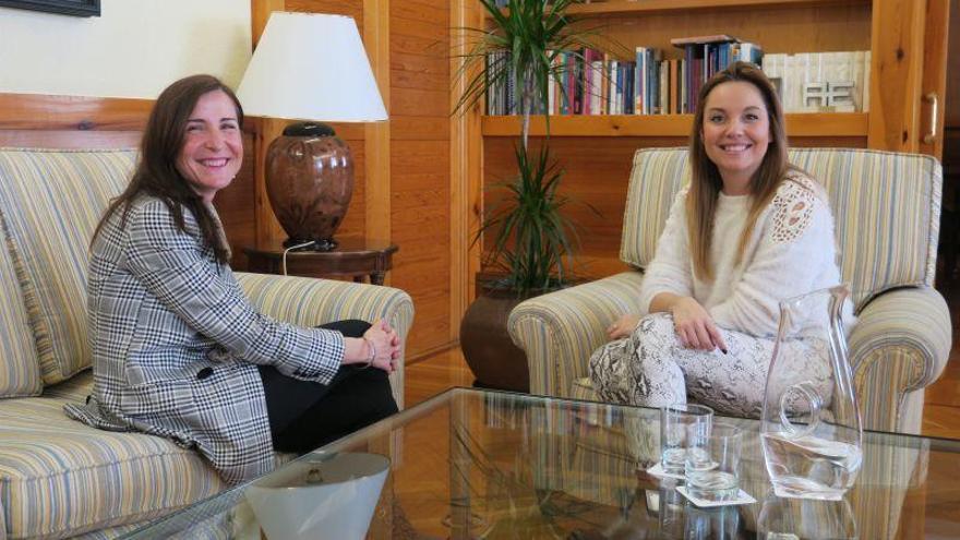 Maru Díaz se reúne con Alejandra Cortés, mejor docente de España