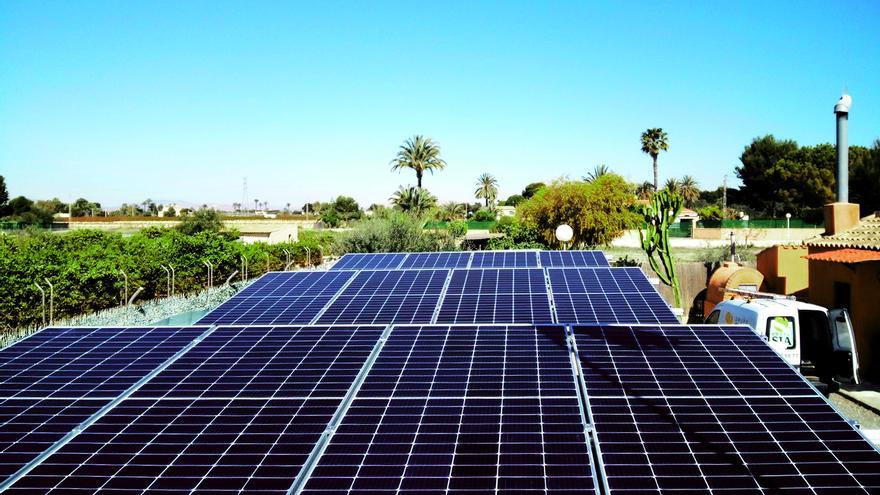 ¿Necesitas una instalación de paneles solares en Elche? La solución para reducir el gasto energético