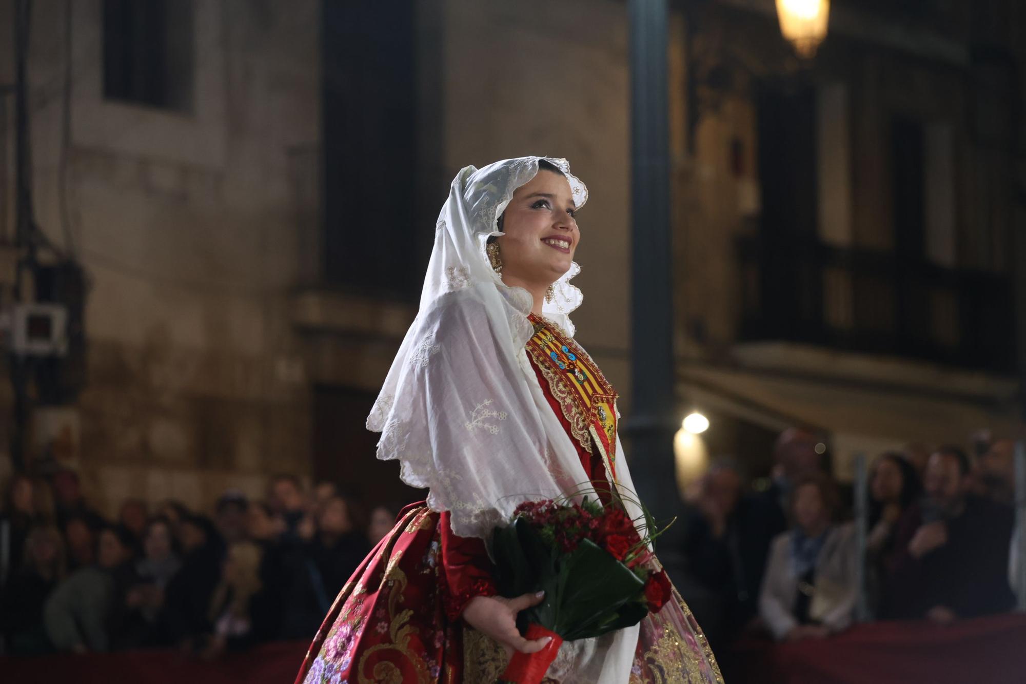 Búscate en el primer día de la Ofrenda en la calle San Vicente entre las 22 y las 23 horas