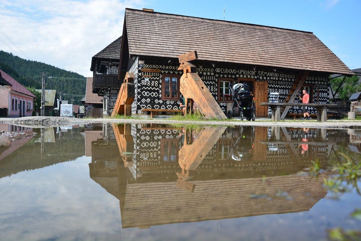 Čičmany Eslovaquia casas pintadas