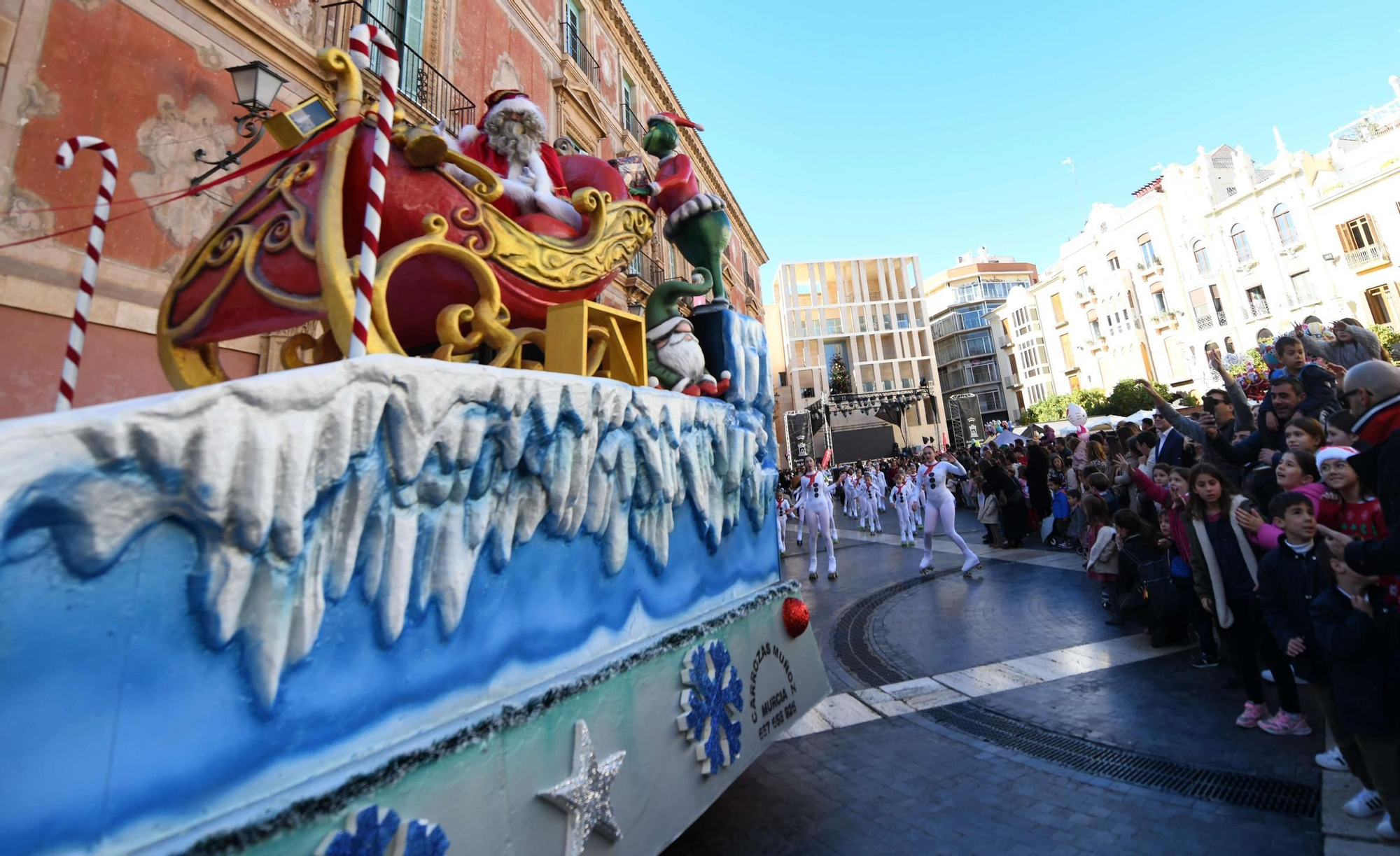 Las mejores imágenes del desfile de Papá Noel en Murcia