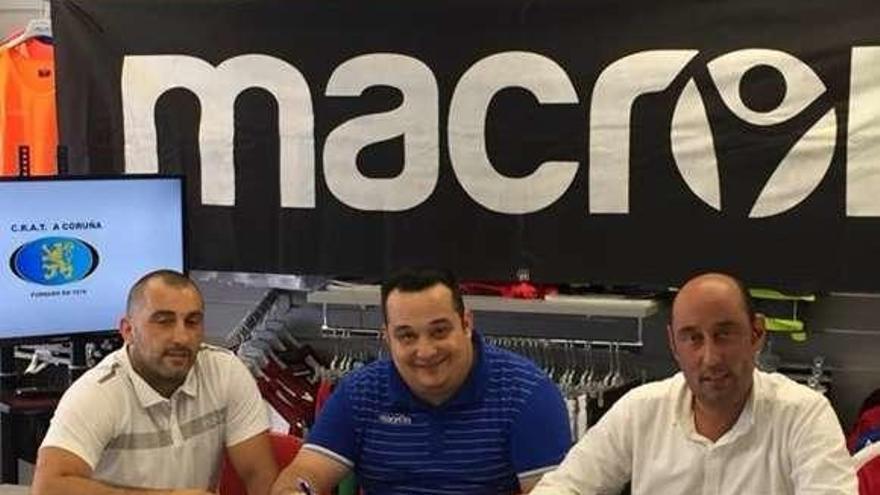 El CRAT Coruña firma un acuerdo con la marca italiana Macron