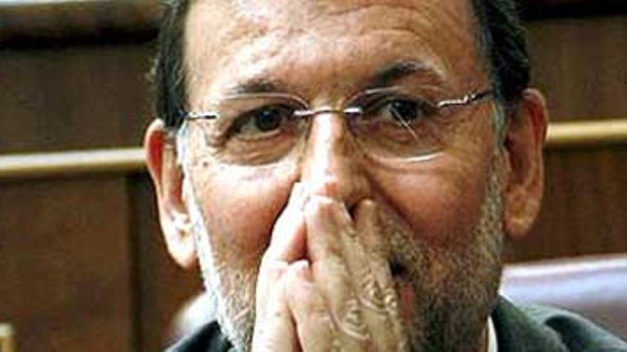 Rajoy: &quot;Hay más de cuatro millones de parados, éste es el estado de la nación&quot;