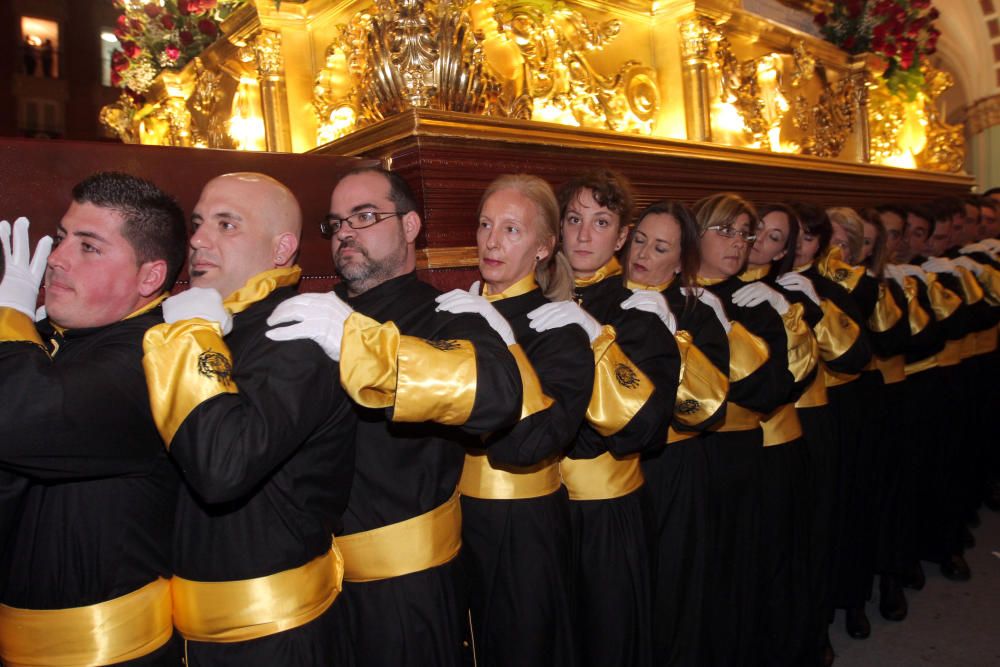 El primer trono mixto de Cartagena marca la procesión del Prendimiento