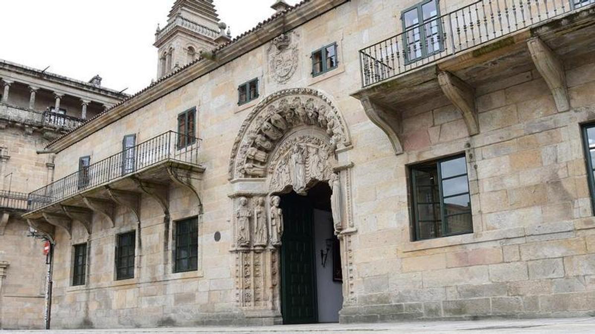 Colegio de San Xerome, donde la rectora de la USC Rosa Crujeiras tiene su despacho.