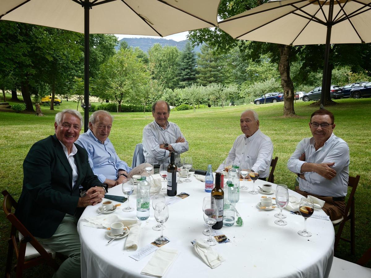 Eduardo Portilla, Luis Rodríguez-Ovejero, Juan Carlos Rodríguez-Ovejero, Francisco Rodríguez y Juan Vázquez.