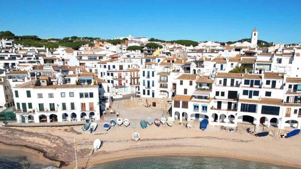 La platja de Portbo on tindrà lloc la ballada de sardanes.