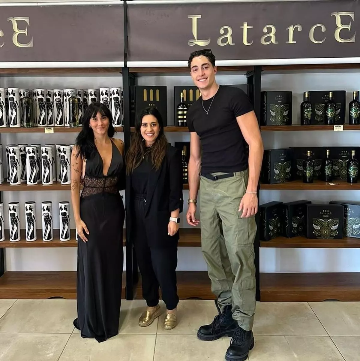 Aitana y Plex confirman su relación en Zamora: la pareja, de visita por Toro