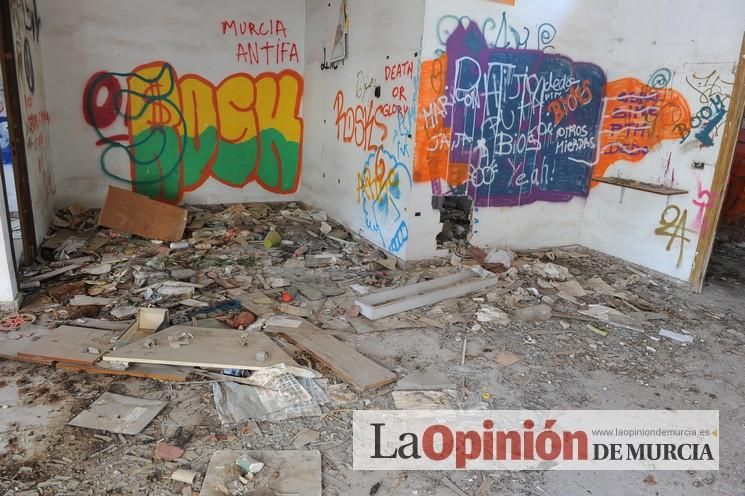 Desalojo y limpieza de la guardería de La Fama